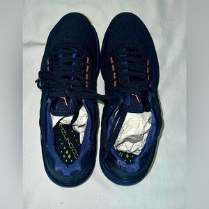 Mizuno Women’s TF-01 Training Shoe Size 8.5 New with Box